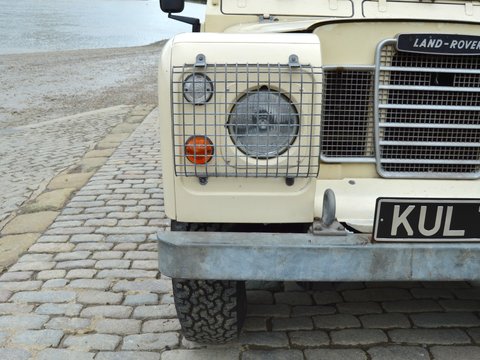 Land Rover 88 Series III SUV 35