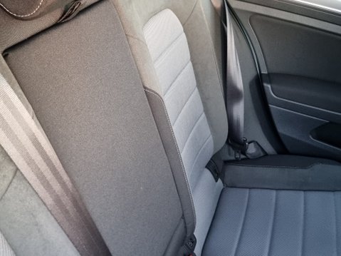 Volkswagen Golf R LINE EDITION TDI BLUEMOTION TECHNOLOGY 31