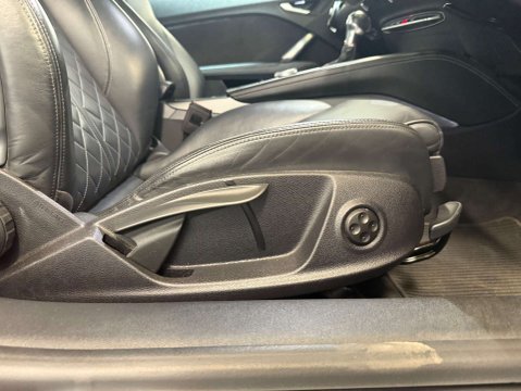 Audi TT TTS TFSI QUATTRO 12