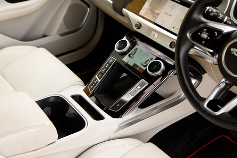 Jaguar I-Pace HSE BLACK 30
