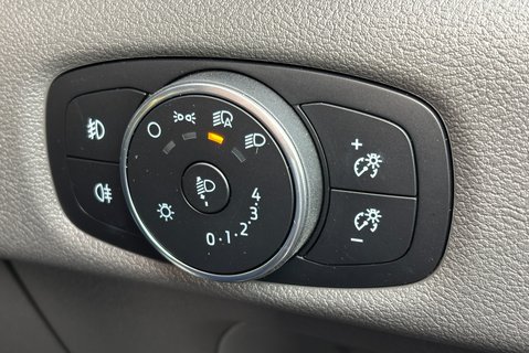 Ford Transit 350 Drw L3 130 ps Leader Toolbox Tipper - Air Con / Rear Camera 32