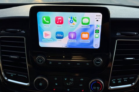 Ford Transit Custom 280 LIMITED ECOBLUE - NO VAT - 1 OWNER—FULL SERVICE HISTORY -APPLE CARPLAY  4