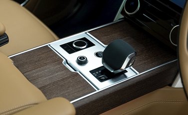 Land Rover Range Rover P530 Autobiography 19