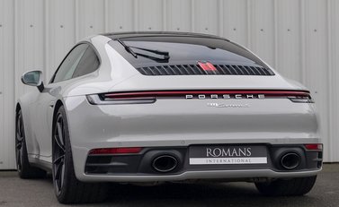 Porsche 911 Carrera S (992) 3