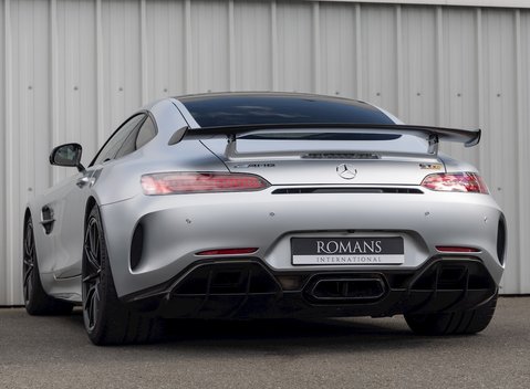 Mercedes-Benz AMG GT R GT R Premium 3
