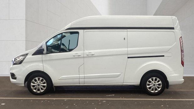 Ford Transit Custom LWB L2H2 High Roof Limited 300 Air Con Alloys Sensors EURO 6 NO VAT 7