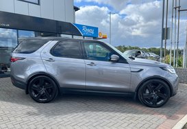 Land Rover Discovery 3.0 D300 MHEV HSE Auto 4WD COMMERCIAL 6