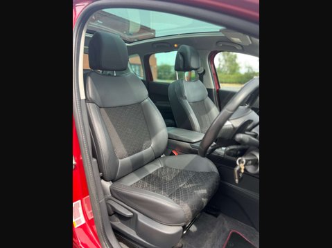 Peugeot 3008 1.6 3008 Allure e-HDi Semi-Auto 5dr 2