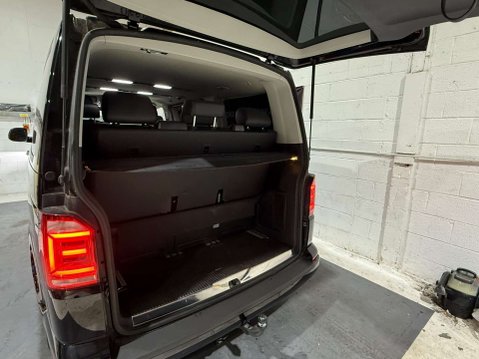 Volkswagen Caravelle 2.0 Caravelle Executive TDI BlueMotion Technology Semi-Auto 5dr 29