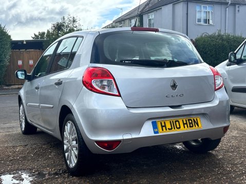 Renault Clio 1.2 TCe Dynamique Euro 4 5dr 5
