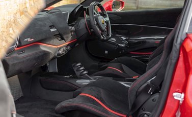 Ferrari 488 Pista 13