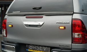 Toyota Hilux INVINCIBLE 4WD D-4D DCB FSH Fresh MOT Recent New Rear Tyres Tow Bar 1 Owner 16