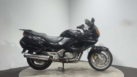 Honda NT650V Deauville 26K 2001 GOOD RUNNING PROJECT BIKE SPARES OR REPAIR 650CC