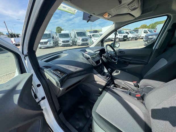 Ford Transit Connect SWB L1H1 Low Roof Leader EURO 6 12