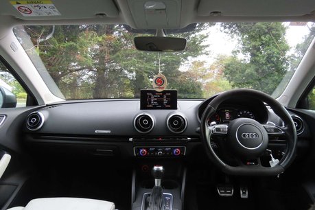 Audi RS3 2.5 TFSI Sportback S Tronic quattro Euro 6 (s/s) 5dr (Nav) 8