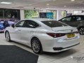 Lexus Es 2.5 300h Takumi E-CVT Euro 6 (s/s) 4dr 5