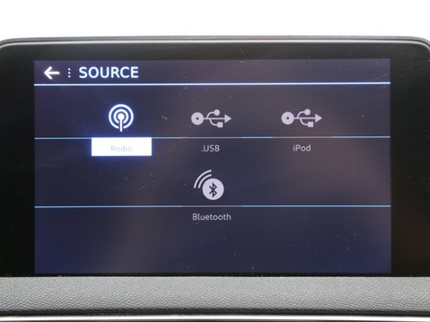 Peugeot 5008 1.2 PureTech Allure EAT Euro 6 (s/s) 5dr 17