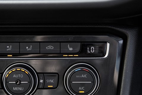 Volkswagen Tiguan R-LINE TECH TDI DSG 40