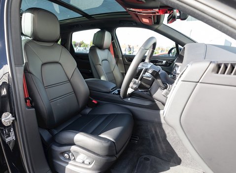 Porsche Cayenne S 12