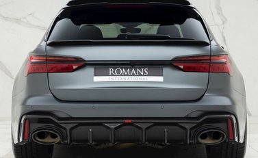 Audi RS6 Avant Carbon Black URBAN 5