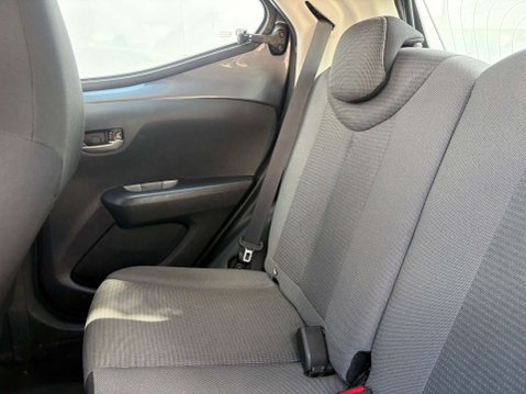 Toyota Aygo 1.0 Aygo X-Play TSS VVT-i 5dr 39