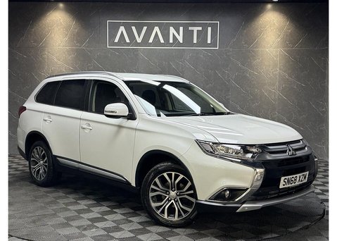 Mitsubishi Outlander 2.2 DI-D 3 SUV 5dr Diesel Manual 4WD Euro 6 (s/s) (147 ps) 1