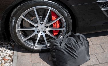 Mercedes-Benz SLS AMG Roadster 29