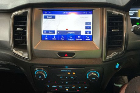 Ford Ranger 2.0 EcoBlue Limited Pickup Double Cab 4dr Diesel Manual 4WD Euro 6 (s/s) (1 8