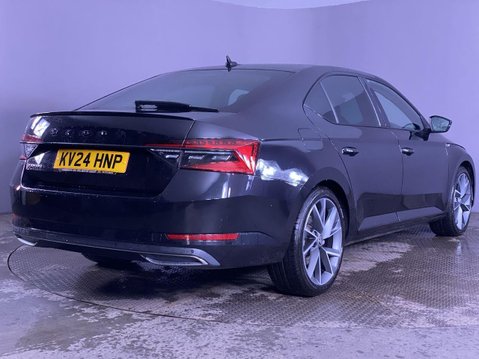 Skoda Superb 1.5 TSI ACT SportLine Plus Hatchback 5dr Petrol DSG Euro 6 (s/s) (150 ps) C 29
