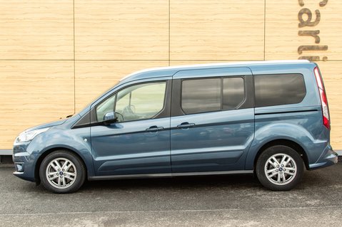 Ford Grand Tourneo Connect TITANIUM TDCI 13
