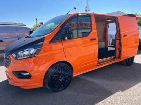 Ford Transit Custom 2.0 340 EcoBlue Sport style Bodykit 5dr Diesel Manual L2 H1 Euro 6 (s/s) (1 34