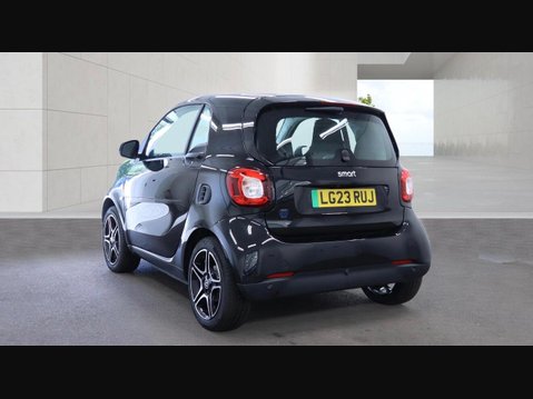 Smart Fortwo Coupe 17.6kWh Pulse Premium Auto 2dr (22kW Charger) 4