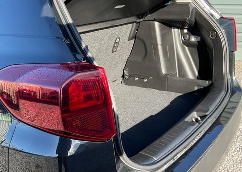 Suzuki Vitara SZ4 BOOSTERJET MHEV 12