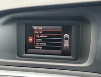 Volvo V40 2.0 D2 Lux Hatchback 5dr Diesel Auto Euro 6 (s/s) 30