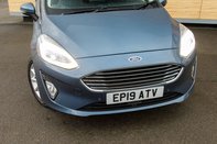 Ford Fiesta TITANIUM 10