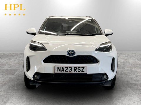 Toyota Yaris Cross 1.5 VVT-h Design SUV 5dr Petrol Hybrid E-CVT Euro 6 (s/s) (116 ps) Parking 2