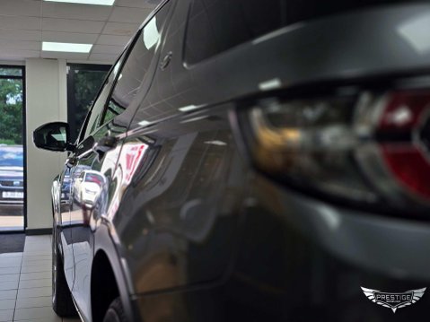 Land Rover Discovery Sport 2.0 TD4 SE Tech Auto 4WD Euro 6 (s/s) 5dr 10