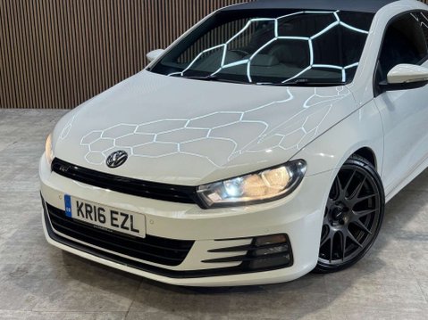 Volkswagen Scirocco 2.0 Scirocco R-Line BlueMotion Technology TDI Semi-Auto 3dr 40
