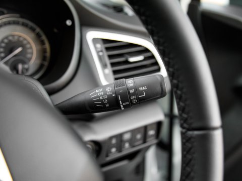 2023 Suzuki s-cross thumbnail 18