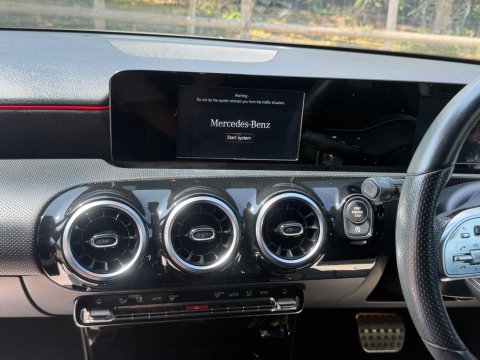 Mercedes-Benz A Class 1.3 A200 AMG Line 7G-DCT Euro 6 (s/s) 5dr 26