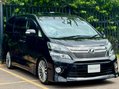 Toyota Vellfire Sunroof 27