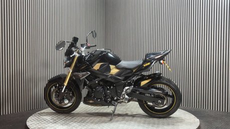 Suzuki GSR750 2011 ONLY 16K GOOD RUNNING NAKED PROJECT BIKE 750CC INLINE 4 4