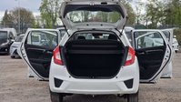 Honda Jazz 1.3 i-VTEC SE Hatchback 5dr Petrol CVT Euro 6 (s/s) (102 ps) 10