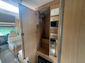 Bessacarr E 5 Berth | 4 Belts | Dinette | Rear Kitchen| Side Bathroom | Vanlux 16