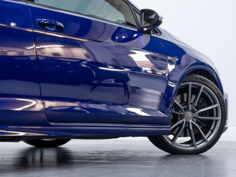 Volkswagen Golf 2.0 TSI BlueMotion Tech R Hatchback 3dr Petrol Manual 4Motion Euro 6 (s/s) 40