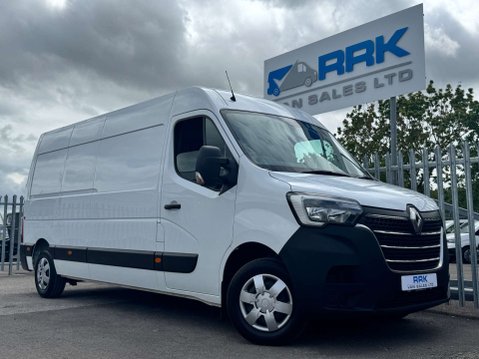 Renault Master 2.3 dCi 35 Business+ Panel Van 4dr Diesel Manual FWD LWB Medium Roof Euro 6 1