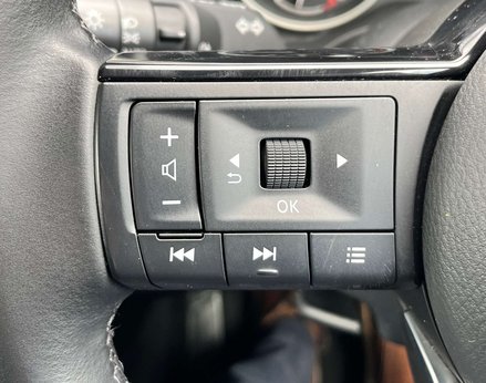 Nissan Qashqai 1.3 Qashqai N-Connecta DiG-T MHEV 5dr 53