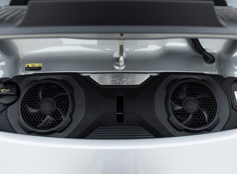 Porsche 911 (992) GT3 Touring 27