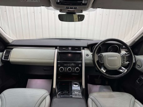 Land Rover Discovery 3.0 Discovery Luxury HSE TD6 Auto 4WD 5dr 2
