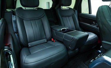 Land Rover Range Rover P530 AUTOBIOGRAPHY 18